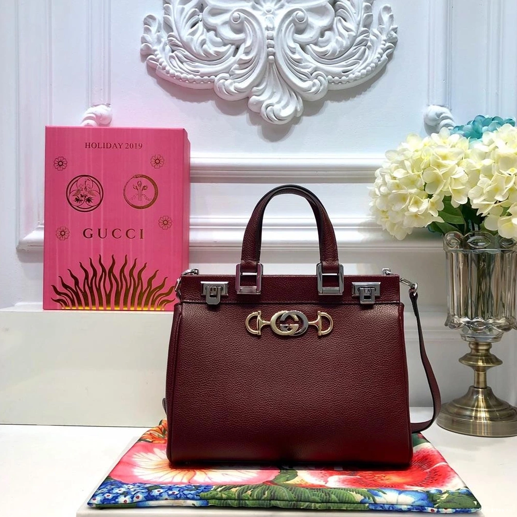First bag ru Gucci top leather handle small bag Zumi grainy 0807